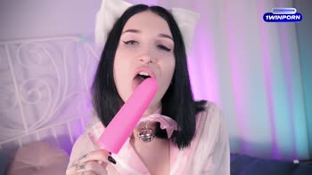 SoundsNoize's Petite Brunette Solo Adventure: Cosplay, Fingering, & Double Penetration