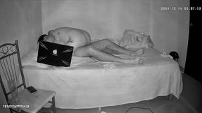 C&aacute_mara oculta de mi puta esposa con el vecino parte 4