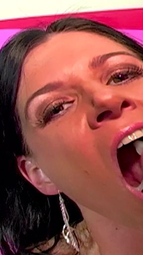 Manojob Classic: India Summer