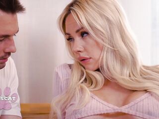 Angie Lynx Lastly Gets Screwed Missionary After Her Loving Oral-sex Family Abode E7