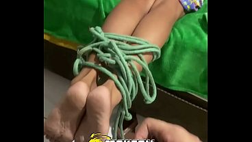 CHAMEI MEU AMIGO MALOKA PRA COMER MEU PRIMO AMARRADO