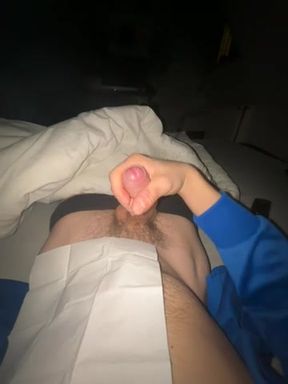 STRAIGHT GUY JERKS OFF AND BADLY