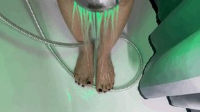 KIRA BATHTUB TIME - MP4 HD