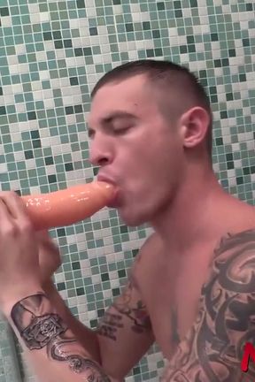 NASTYDADDY Tattooed gay jock masturbates and anal plays solo