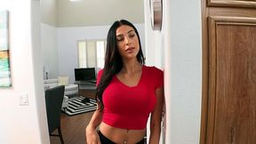 XXX Video ~ Azul Hermosa's Crawling For A Cocking Adventure