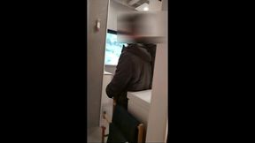 petite exhib rapide a ikea avec un abonne tres tactile ...hhummmm il y avait ...