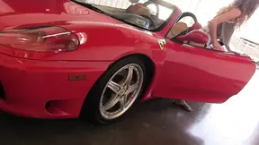 Daytime seduction leads to happy ending handjob