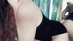 Hot Mirror Sucking Action