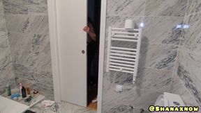 Com Pee Lation at Home 6 Pee Stop