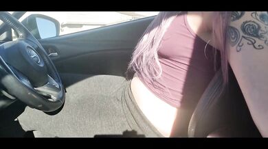 Tight shaved pussy rubbed raw sneaking car cum in lunch breaks