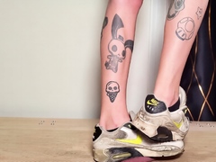 Nike Air Max Cock Crush And Hard Shoejob With Cum i Jay