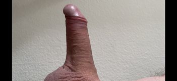 Cumshot on string.