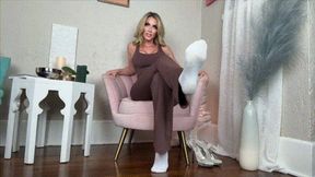 Total Submission – Worship My Sweaty Socks & Goddess Body