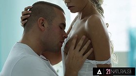 Dido Angel's tight pussy gets a deep dicking in 21 Naturals - Stunning blonde babe gets a facial