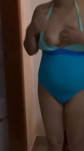 First Time Latina Mom Enjoys Sex with Stepson on the Beach, Blowjobs, Fucks, Cumshots