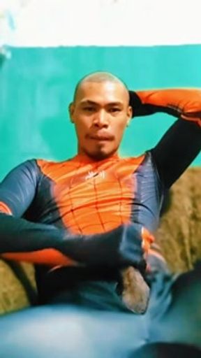 Juan Carlo Felipe - Spiderman Cosplayer Masturbates with Cumshot