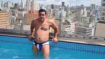 YURI GAÚCHO - Dotado mostra tudo em dia de sol