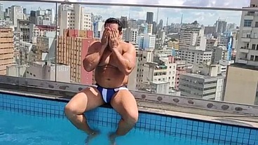 YURI GAÚCHO - Dotado mostra tudo em dia de sol