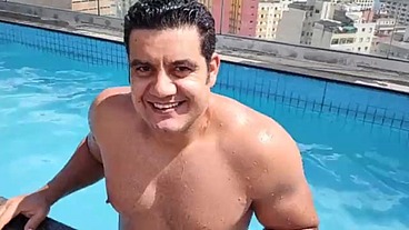 YURI GAÚCHO - Dotado mostra tudo em dia de sol