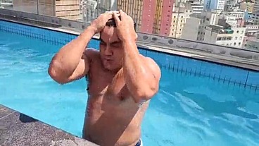 YURI GAÚCHO - Dotado mostra tudo em dia de sol