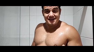 YURI GAÚCHO - Dotado mostra tudo em dia de sol