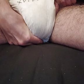 Squishing my diaper and jerking off ABDL DL