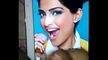 cum on sonam kapoor