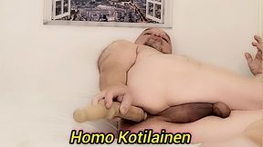 homo kotilainen using his big dildo in his asshole aug 04, 2024