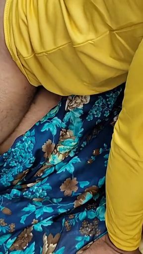 Komal bhabhi was mopping, brother-in-law was secretly watching, came and started fucking   Clip 1