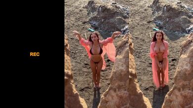 Beach messaged teen flashes everything solo before you lose it