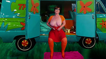 Granny Velma Dinkley: I Got Finger Fucked!