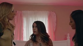 Ghostbuster Chanel Camryn Begs for Big Black Cock - Ghostbusters Porn Cosplay Parody