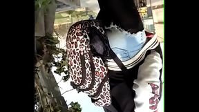 ricas piernas de jovencita en panties negras parte 1