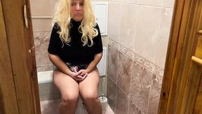 Dirty milf craved anal&#x1F44C; in bathroom, got it good
