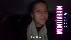 dans la voiture