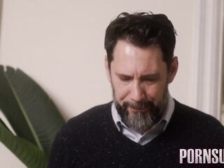 Being of Service. Spanish sub. To watch in: pornsuborg