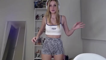 Twitch streamer Yus Lopez's big ass