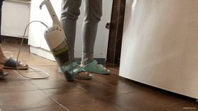 GIRLS VACUUMING EACH OTHERS FEET - MP4 Mobile Version