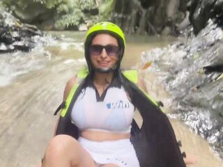 sex with a beauty I meet on a walk to the river