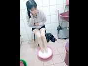SM蕾女王洗腳水口水長靴黑絲襪