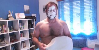 Silly Video, Shaving and Shaving Foam Pie to the Face