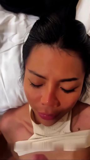 Solo babe gets a facial after a great BJ