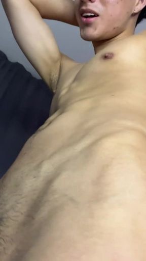 The Skinny Guy Who Broke the Internet