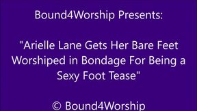 Arielle Lane Gets Foot Worship After Teasing with her Feet - SD