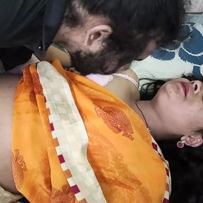 Saree and bra navel lick boobs press with pussy rub romance of Vaishnavy and Sharun Raj, Mallu couple hot saree navel romance