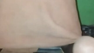 Sesiune intensă de fută anală în POV cu curvi asiatici gay excitați, futuți zdravăn