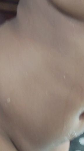 Desi raseli boudi ki chut ki gaarmi naha ke nivaya ungli daal ke ah ah chillaya   Clip 2