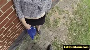 Amateur UK broad fucked by dodgy cop outdoors