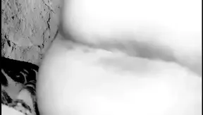 Curvy Peruvian Hunk Strips Down for Hot Steaming Gay Sex Action – XXX