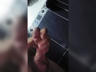 Semen mientras me baño ????